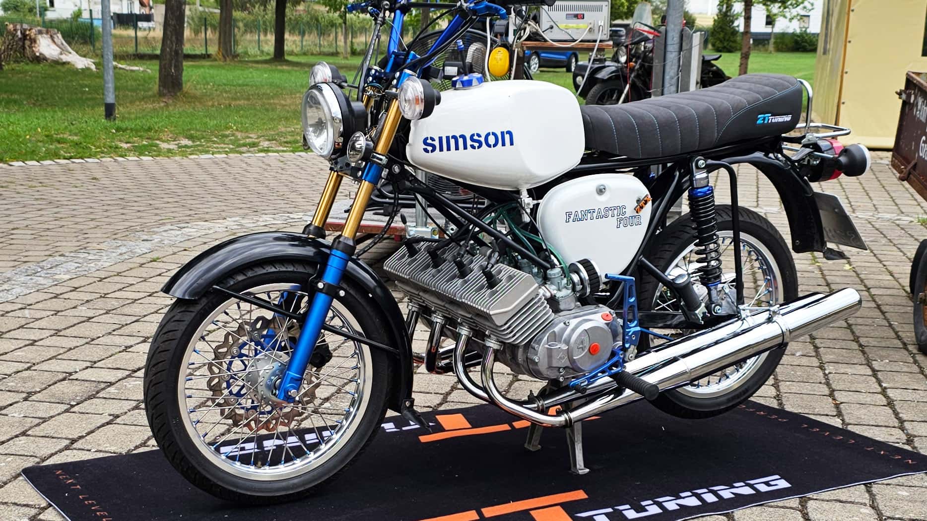 Ce moteur quatre cylindres en ligne provient de Thuringe : « Les Quatre Fantastiques » de Hartmann-Performance