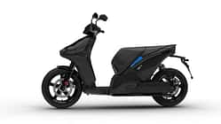 Ray 7.7 Elektroroller 125er-Klasse