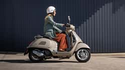 Vespa GTS 2023