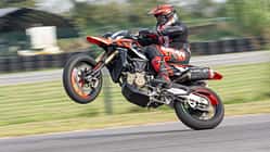 Ducati Hypermotard 698