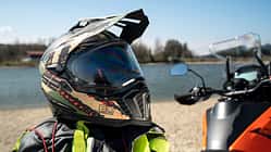 Adventure-Motorradhelm