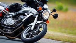 Motorradreifen für Youngtimer im Test