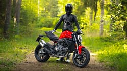 Ducati Monster Leser Experience 2026 Bastian Brandenburg