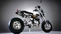 Honda Monkey 125 als Custombike mit Einarmschwinge von G-Craft