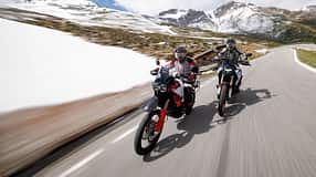Reiseenduro, BMW F 900 GS und Ducati DesertX Rall