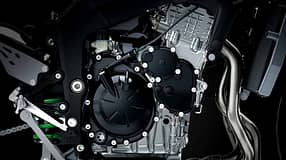 Motor Kawasaki Ninja ZX-6R (2025)