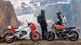 Alpen-Masters Modern Classic Test Yamaha XSR 900 SP und Triumph Speed Twin 1200 RS 