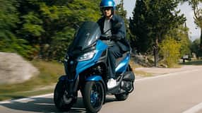 Dreirad-Roller für Autofahrer Piaggio MP3 310 Sport