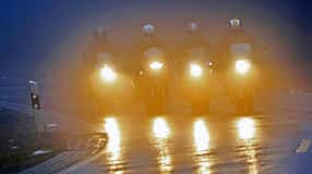 Dunkel Dunkelheit nass Nässe kalt Kälte