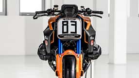 BMW R 1300 R Superhooligan