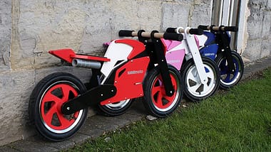 Holzbikes für den Nachwuchs