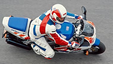 Honda Fireblade Youngtimer.