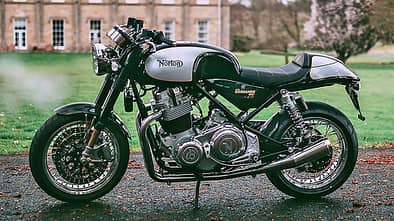 Norton Commando 961 Breitling Sport Sondermodell