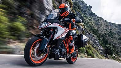 KTM 1290 Super Duke GT