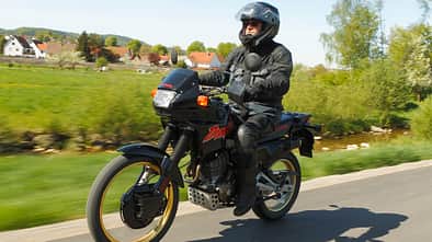 Honda NX 650 Dominator im Fokus