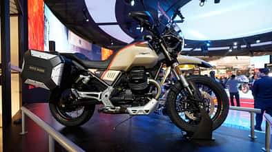 Moto Guzzi V85 TT Travel Eicma 2019