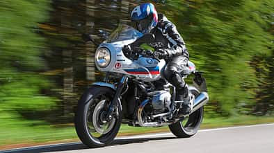 Road-Replika-Umbaukit von Wilbers für die BMW R nineT Racer.