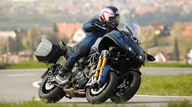Yamaha Niken GT im Fahrbericht.