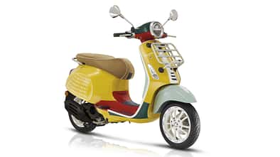 Vespa Primavera Sean Wotherspoon.