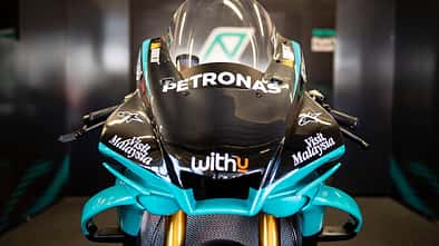 Yamaha YART R1 Petronas Replika