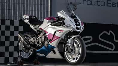 Yamaha R1 Fabrizio Pirovano