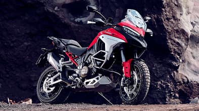 11/2020, Ducati Multistrada V4 S