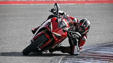 Ducati Supersport 950