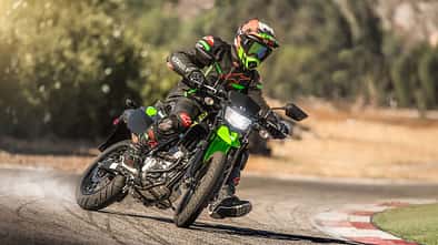 Kawasaki KLX 300 SM USA