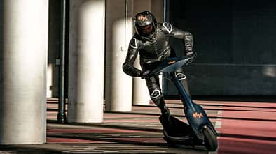 ESKOOTR S1-X Rennscooter