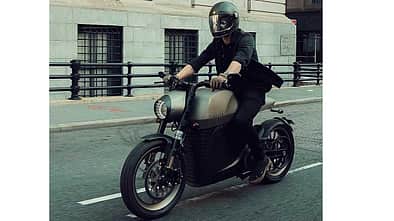 Tarform Luna Racer