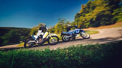 Suzuki DR 800 S und Husqvarna 701 Enduro LR
