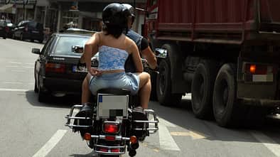 Leichte Kleidung Motorrad