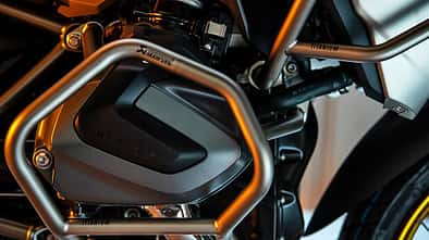 Akrapovic Sturzbügel Titan BMW GS 1250