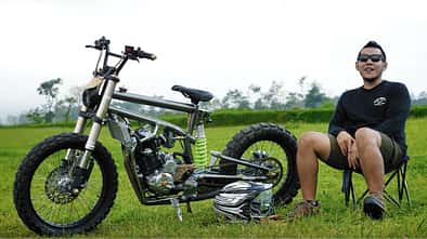 Enggal Modified BMX Cub Bulldog mit 250er-Einzylindermotor von Kawasaki