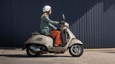 Vespa GTS 2023