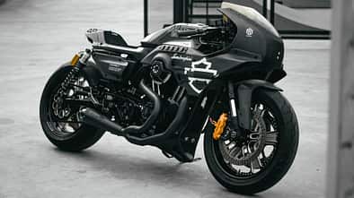 Harley-Davidson Sportster Forty Eight "Lamborghini" von Fatboy Design und Slayer House aus Thailand (11/2022)
