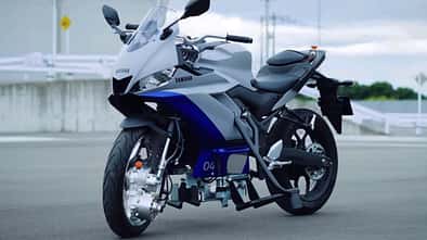 Yamaha Motor Advanced Motorcycle Stability Assist System AMSAS (11/2022)