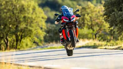 BMW S 1000 XR Wheelie