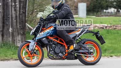 KTM 390 Duke Erlkönig