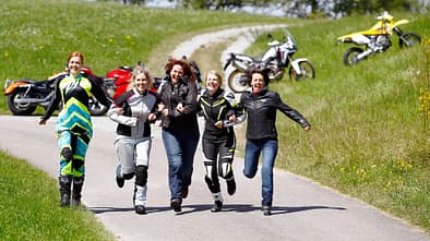 Motorrad-Neuzulassungen auf Frauen