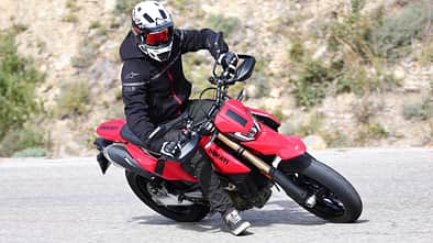 Ducati Hypermotard 698 Mono Top-Test