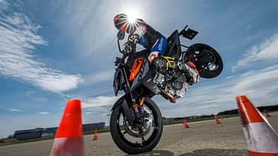 KTM 990 Duke Top-Test