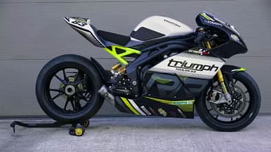 Triumph Speed triple Daytona 1200 S2 Concept