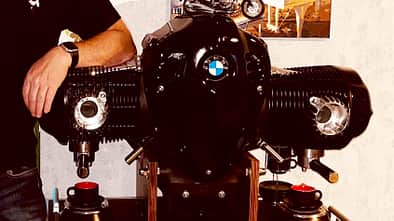 Siebträger-Kaffemaschine aus BMW R18-Boxer