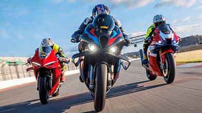 Motorrad Vergleichstest Racetrack BMW M 1000 RR, Ducati Panigale V4 S, Honda 1000 RR-R Fireblade SP