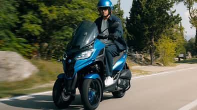 Dreirad-Roller für Autofahrer Piaggio MP3 310 Sport