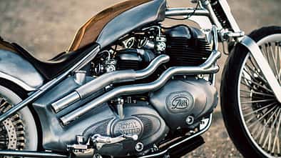 Royal Enfield Vita Custom Works Zon Custombike Chopper mit 2 Motoren