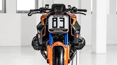 BMW R 1300 R Superhooligan