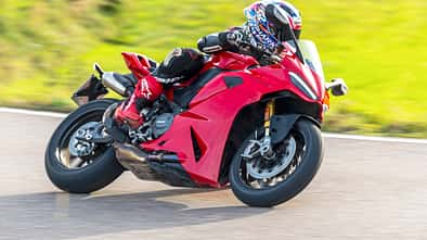 Ducati Panigale V2 S