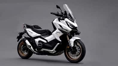 QJMotor X-Adventure 900 Maxi-Scooter Concept (08/2026)